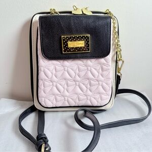 Betsy Johnson Vintage Y2K Quilted Leather Crossbody Bag